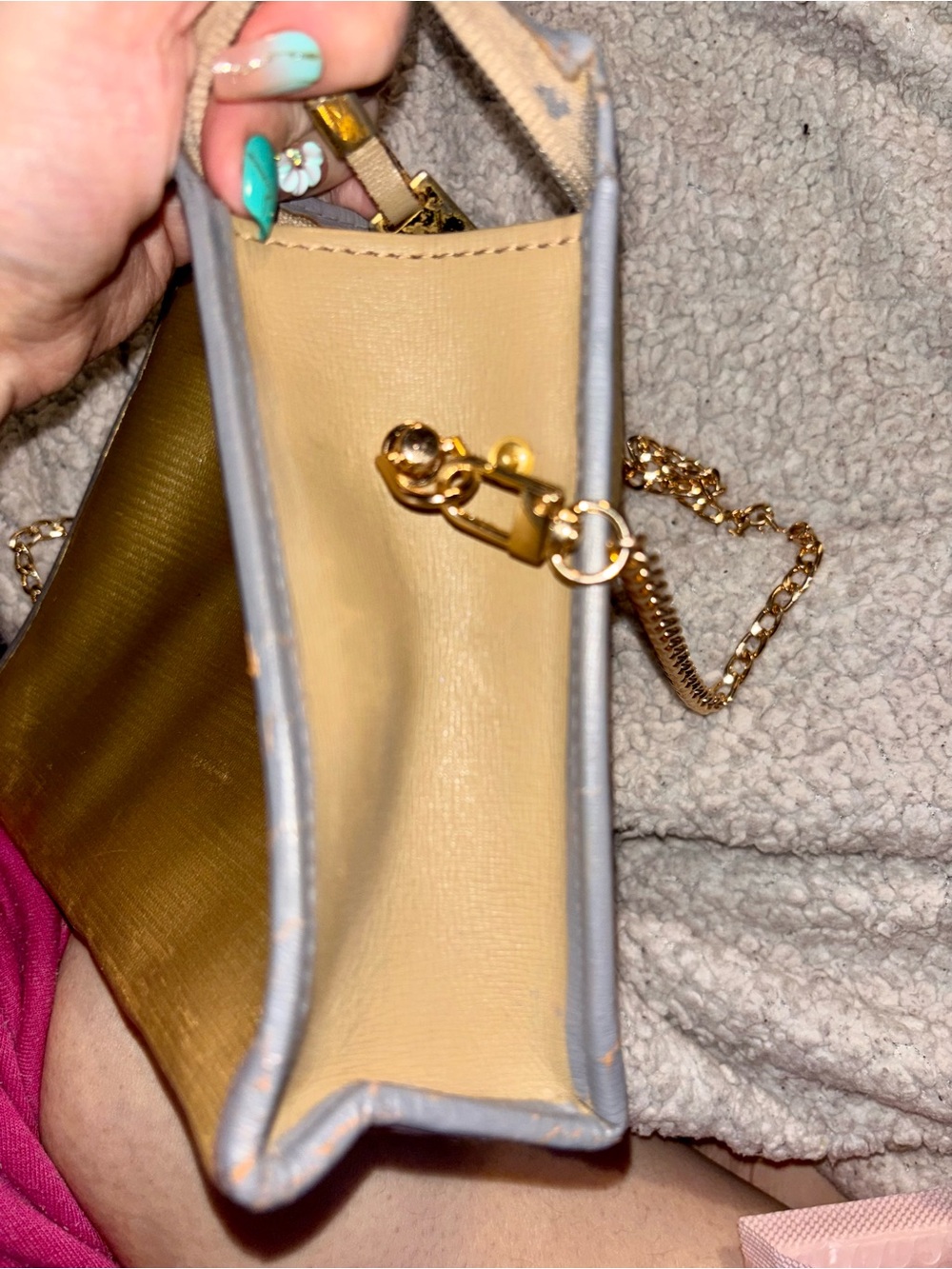 Vintage YSL Yves Saint Laurent Gold Toiletry Pouch/Crossbody Bag - Picture 9 of 11